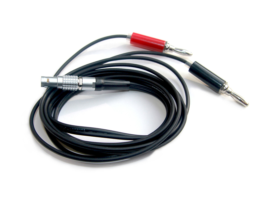 Сигнальный кабель для подключения электродов. Используется LEMO-разъем произведенный в Швейцарии